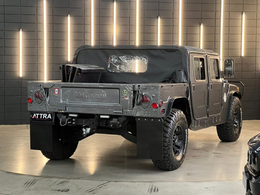 Hummer H1 1985 - Vista traseira