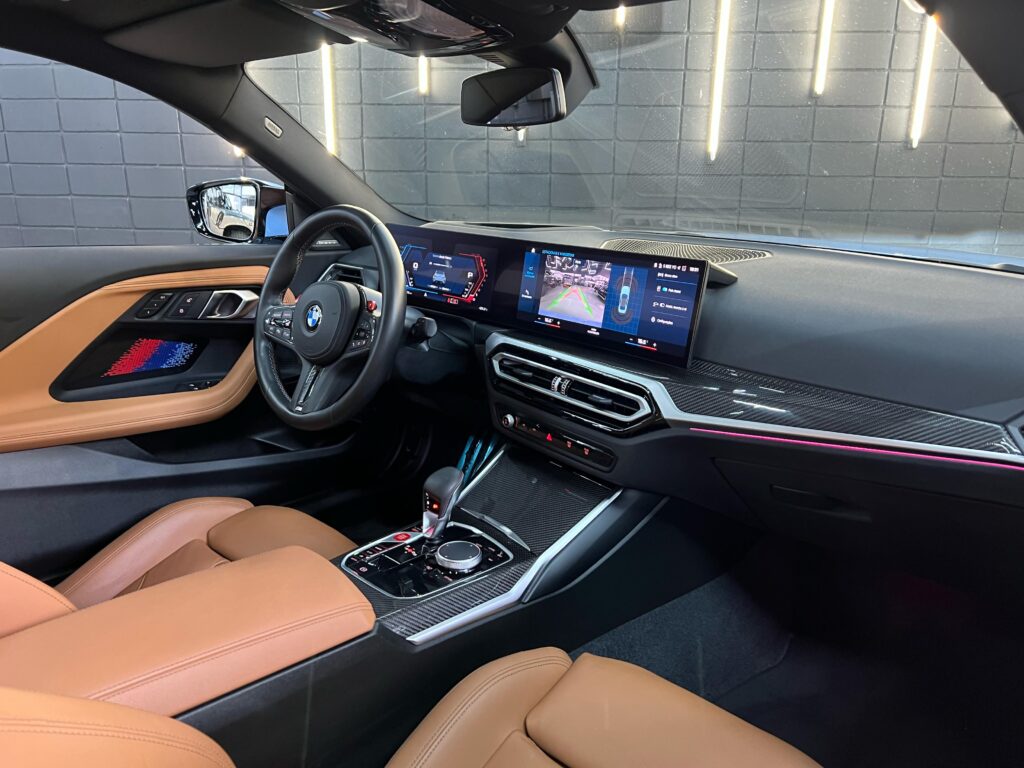 BMW M2 2024 - Interior