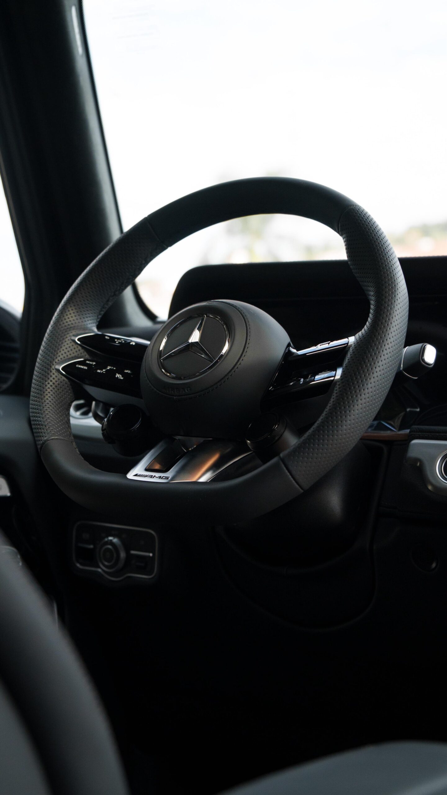 Volante Mercedes-AMG G63 2025